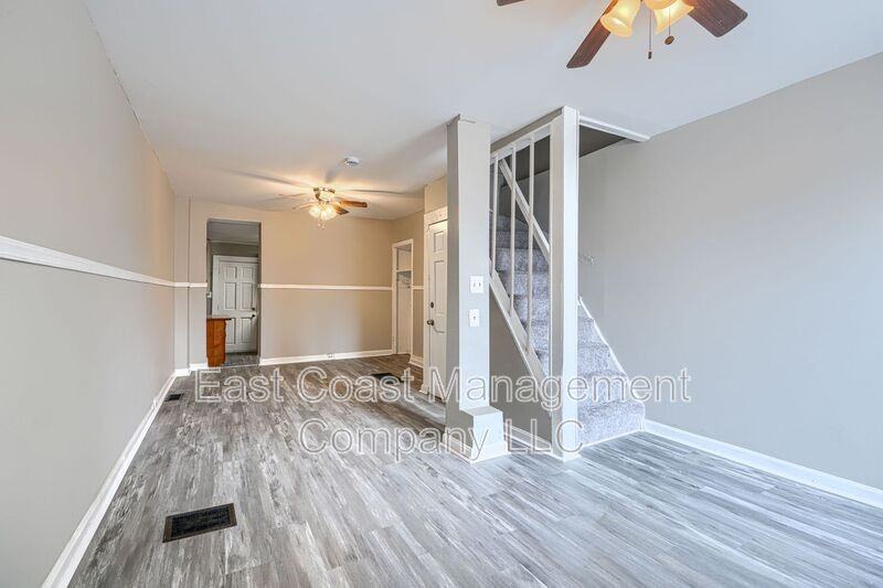 1220 W Pratt St - Photo 5 of 30