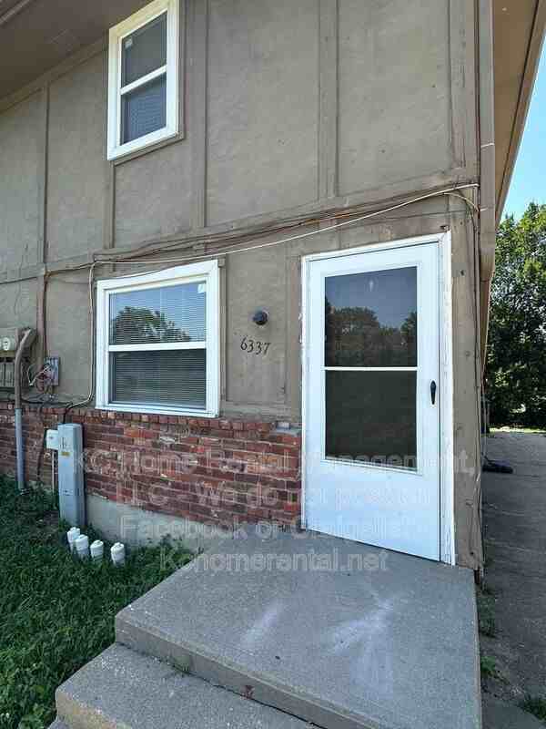 6337 N Wyandotte St - Photo 3 of 29