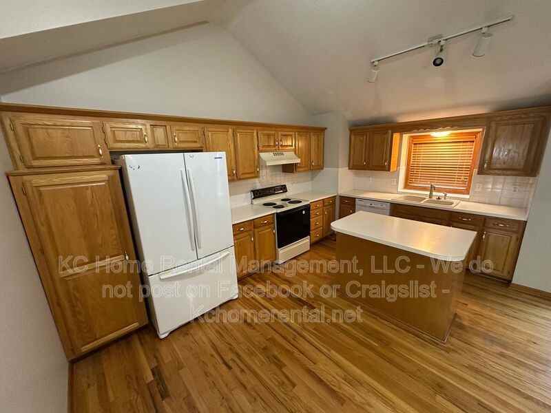 1224 Se Princeton Dr - Photo 6 of 45