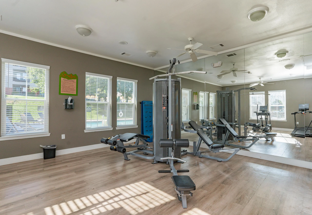 Austin Crest - Photo 6 of 22