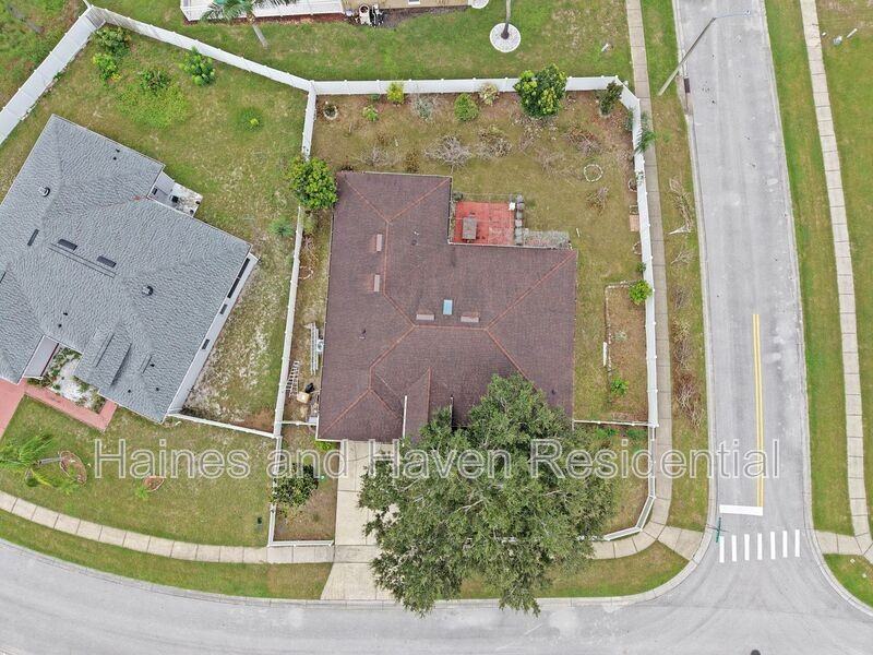 413 Marlberry Leaf Ave - Photo 3 of 35