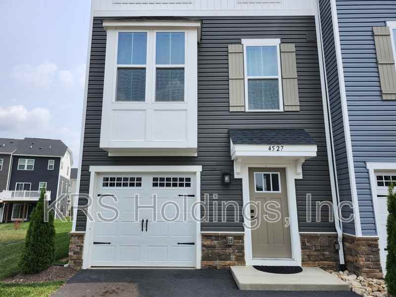 4527 Fountainbridge Ct - Photo 2 of 31