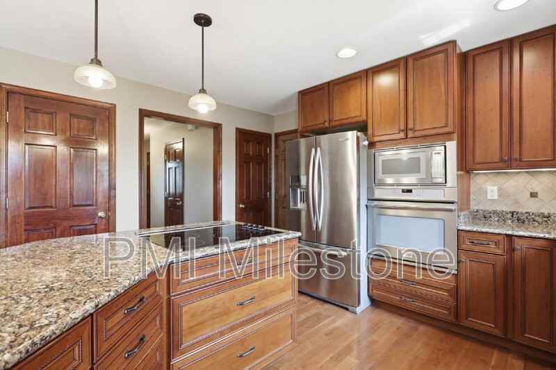 233 Carmack Dr - Photo 7 of 42