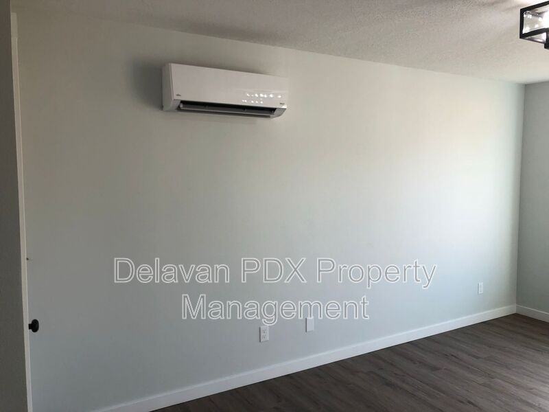 1396 Kimber Ct - Photo 3 of 35