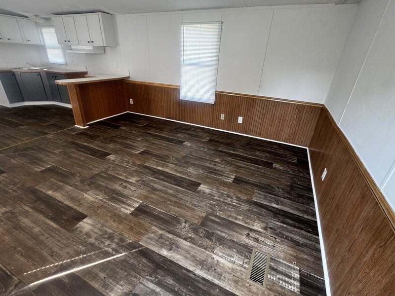 2214 Cattail Cir - Photo 2 of 5