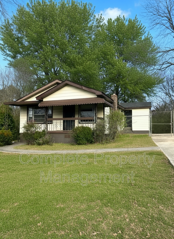 2324 Treadwell Rd - Photo 2 of 18