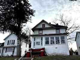 featured image of 537 E Empire St