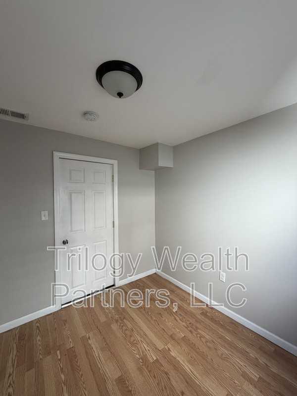 49 Haledon Ave - Photo 3 of 12