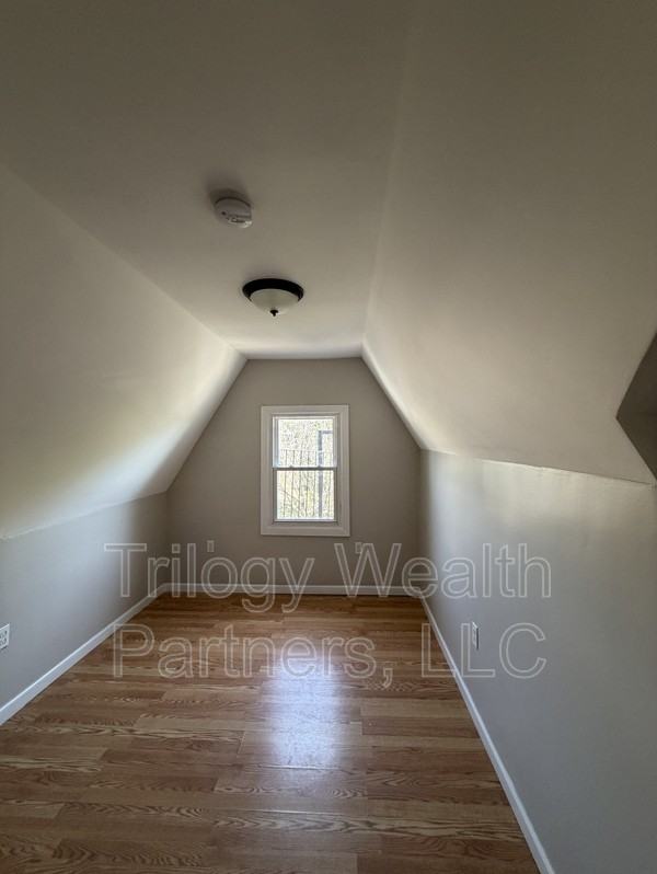 49 Haledon Ave - Photo 4 of 12
