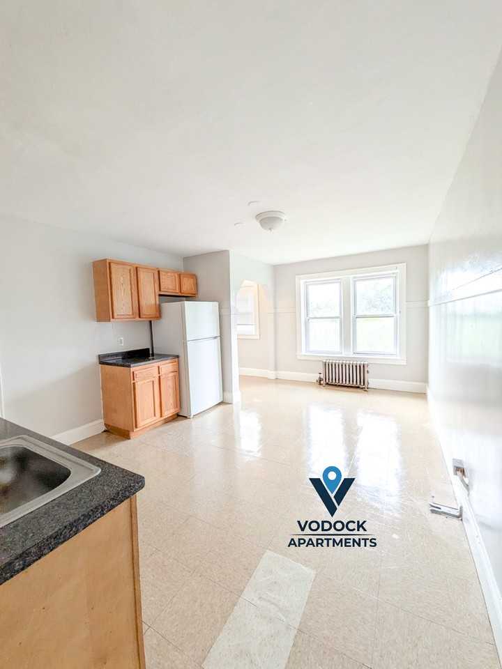 65 Belmont Avenue #4L - Photo 3 of 19