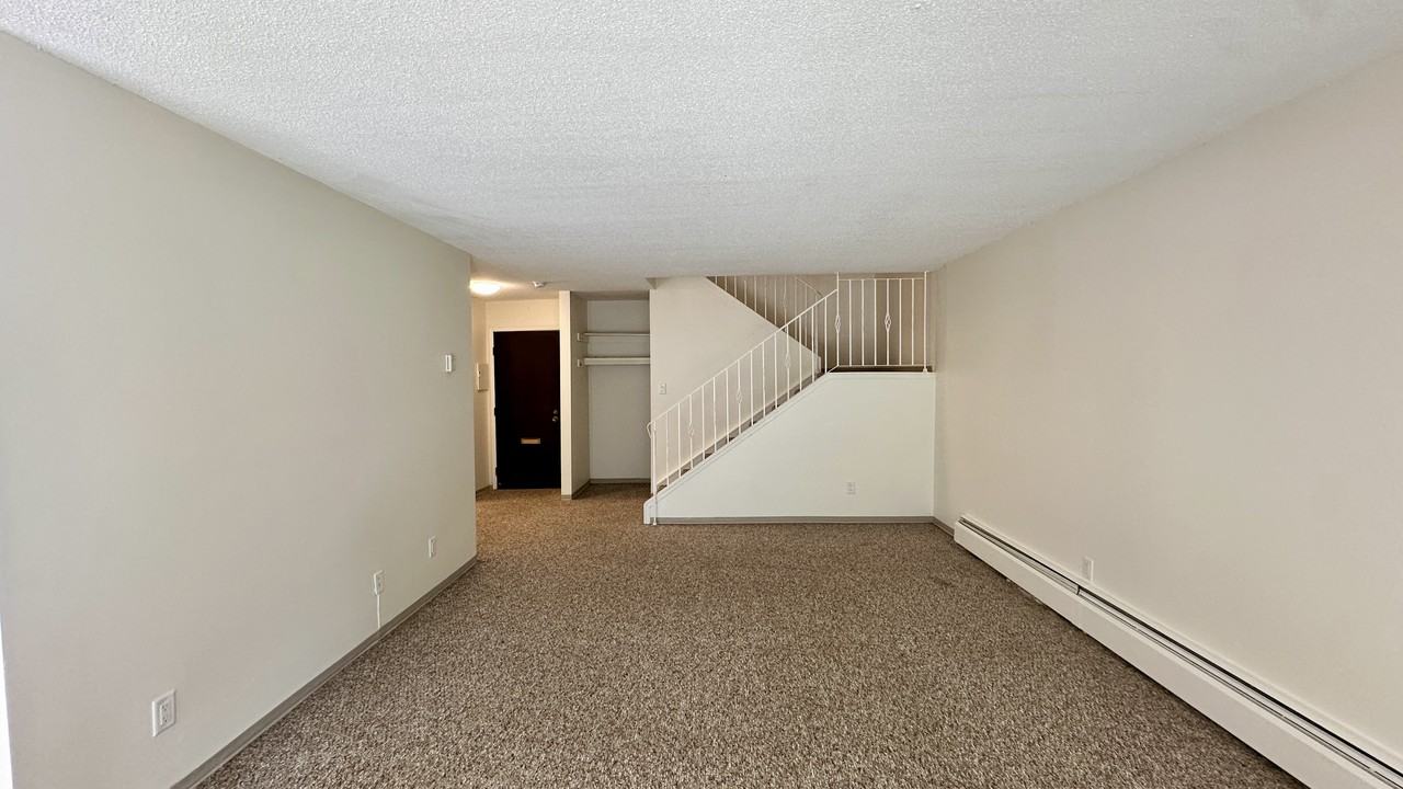 6311 Gilbert Road - Photo 7 of 19
