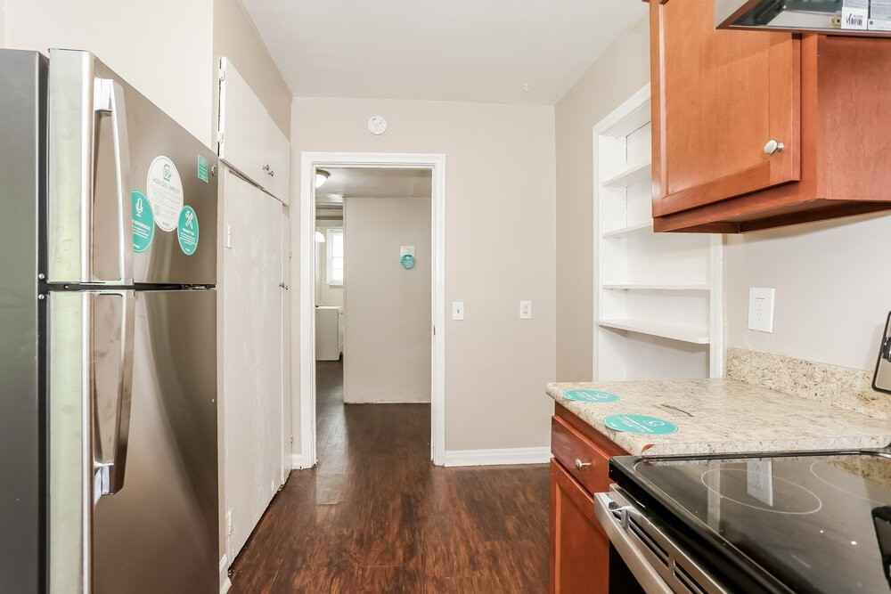 3037 Columbus Ave - Photo 7 of 16