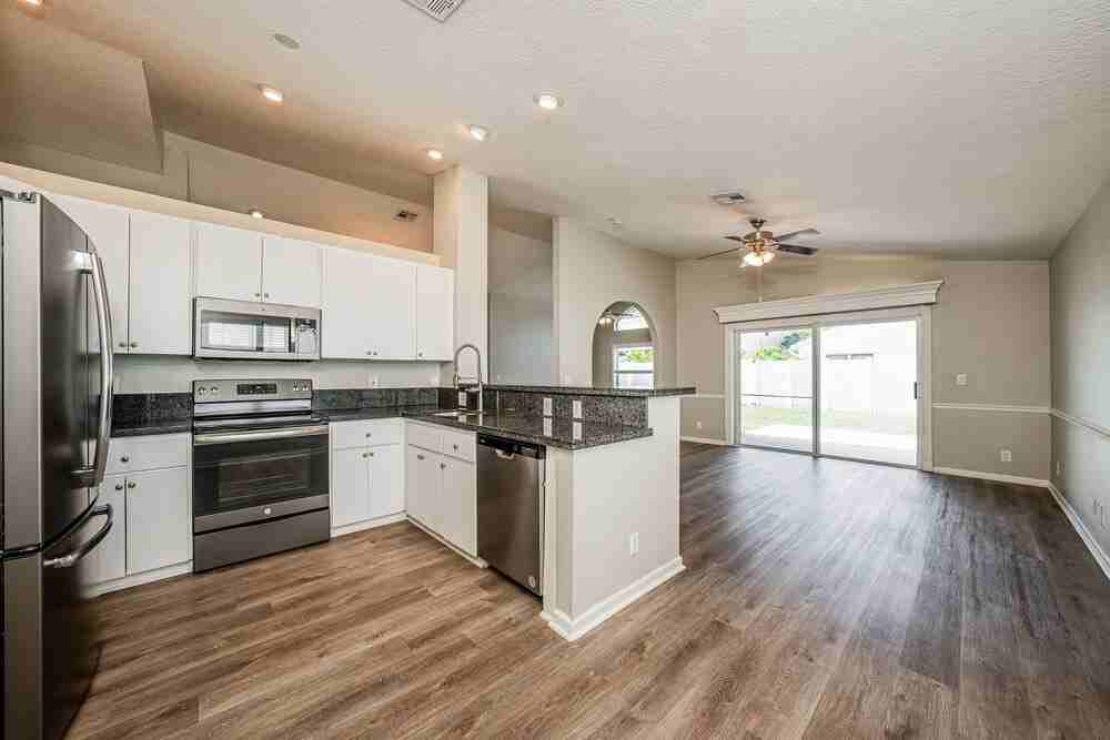 4075 Sabal Lakes Rd - Photo 7 of 16