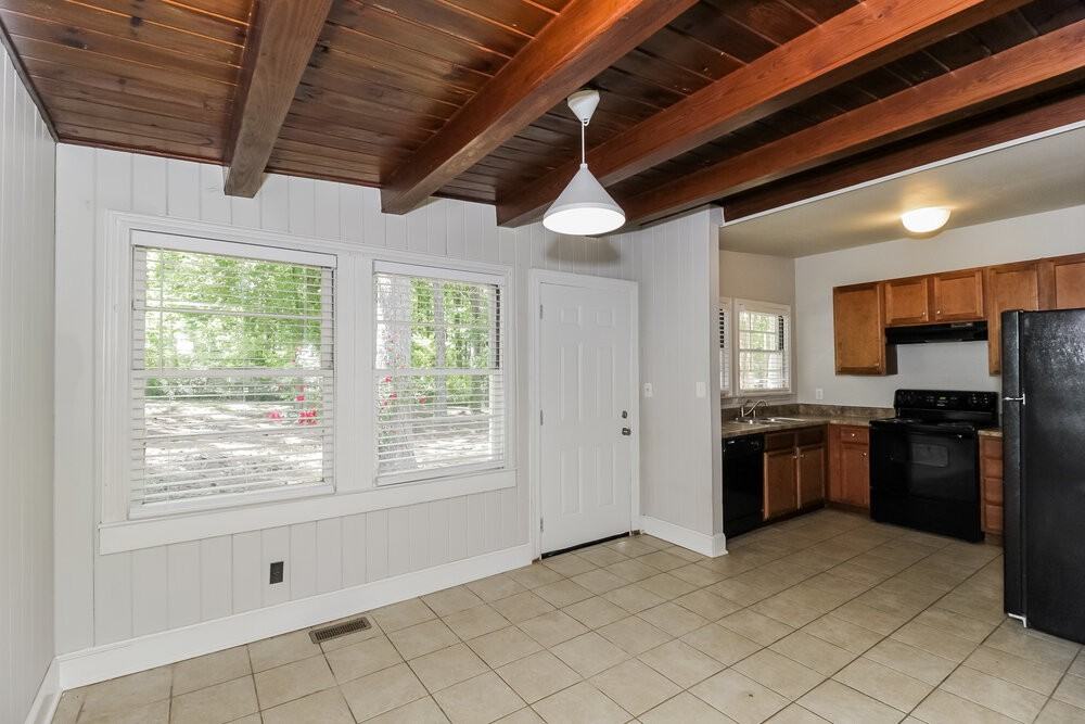 379 Hilltop Circle Ext Sw - Photo 5 of 19