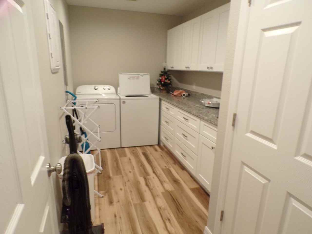 342 E Wisconsin Ave #2 - Photo 6 of 10