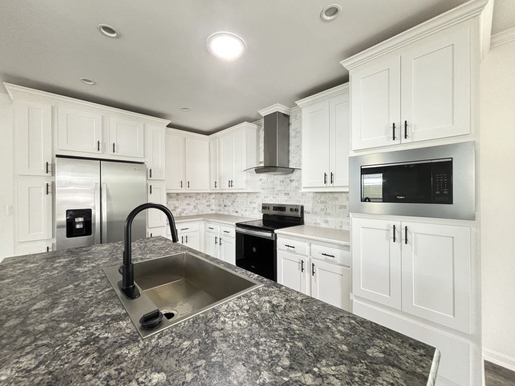 34800 Minnow Ln - Photo 4 of 27