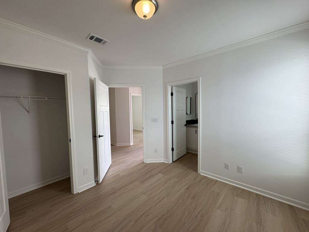 1643 Voyager Dr - Photo 5 of 19