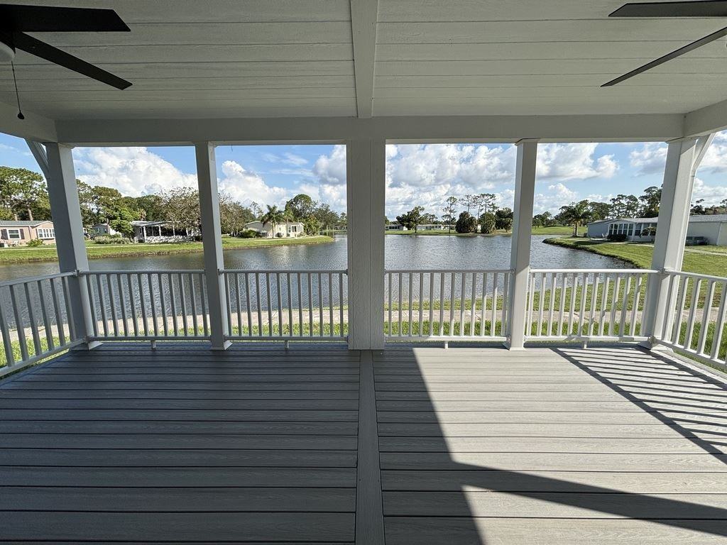 19419 Tarpon Woods Ct - Photo 3 of 32