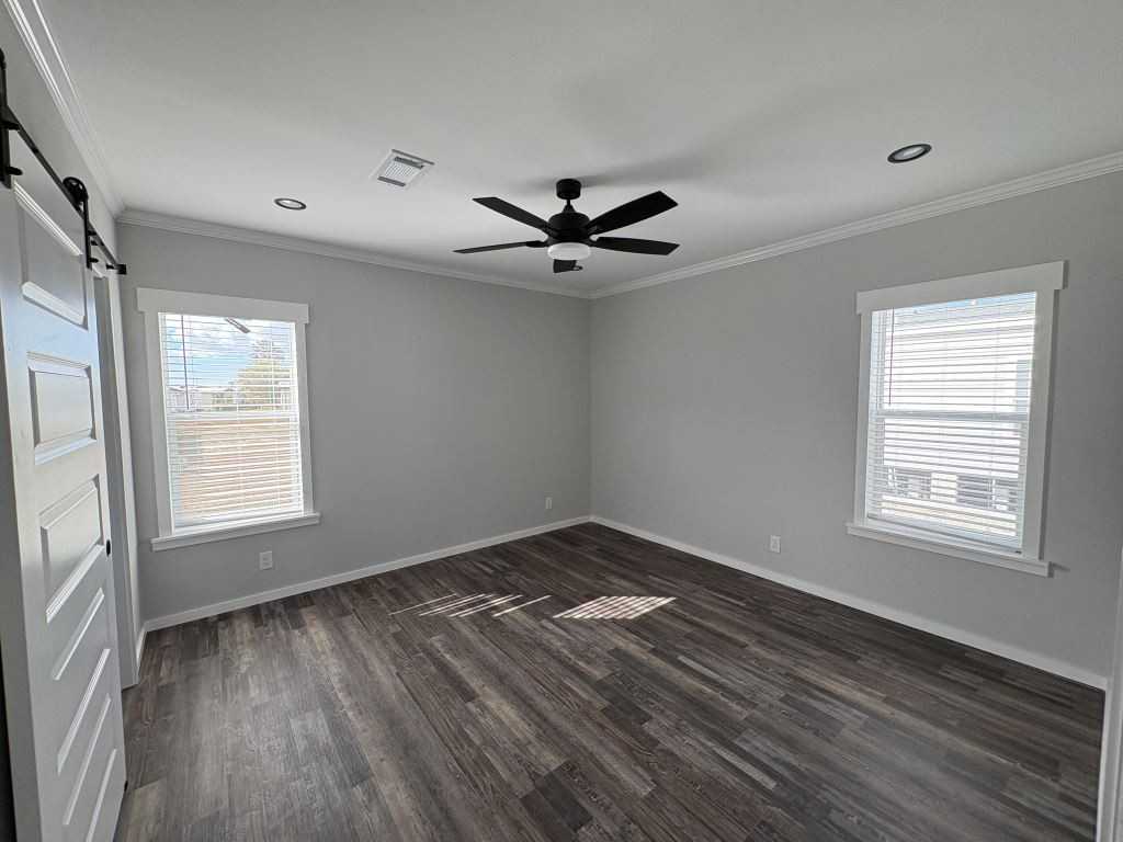 370 Pirates Rest Rd - Photo 6 of 30