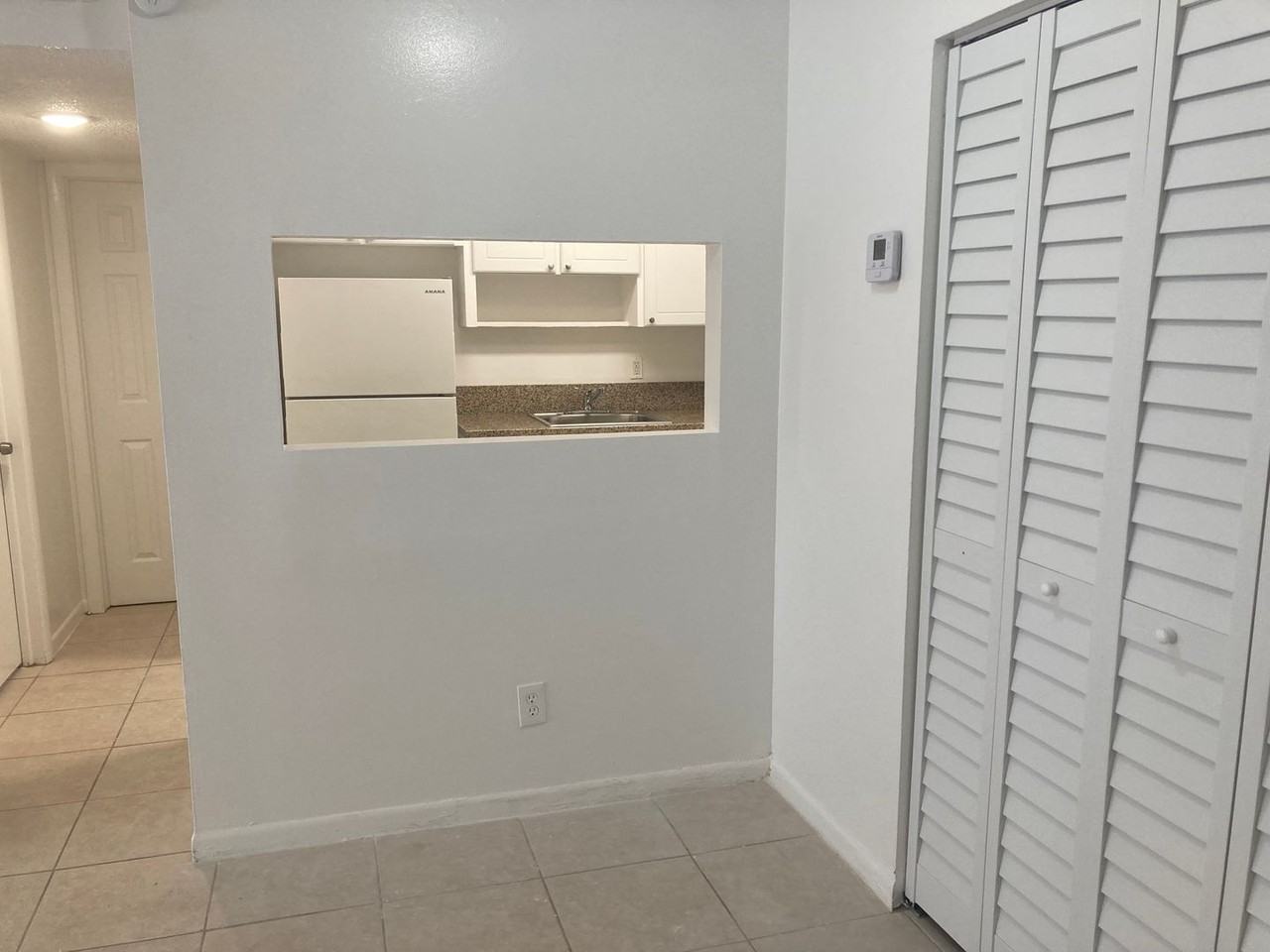 5875 SW 41 St - Photo 3 of 10
