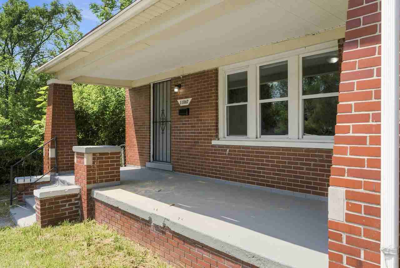 11867 Elmdale St #1 - Photo 5 of 31