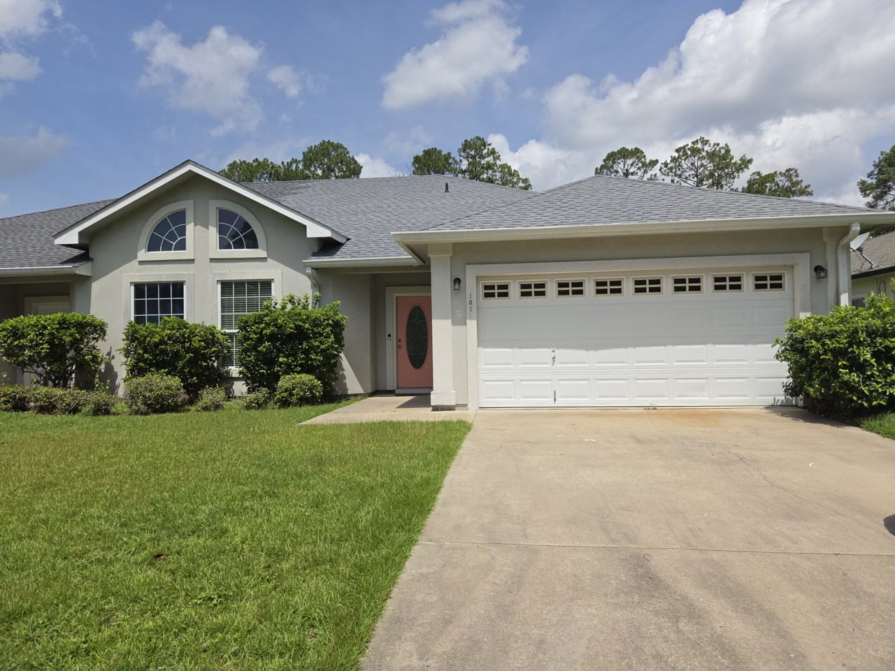 107 Magnolia Ct #1 - Photo 2 of 32