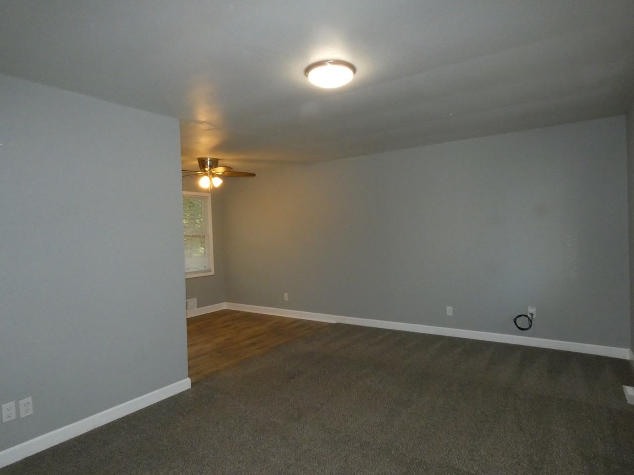 7301 Nw 84th Ter - Photo 5 of 17