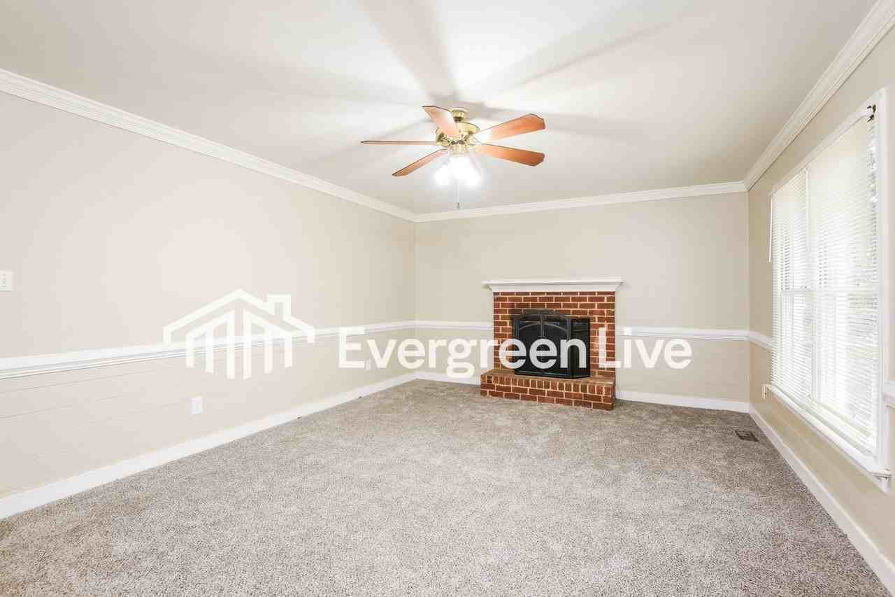 5908 Gates Mill Pl - Photo 2 of 15