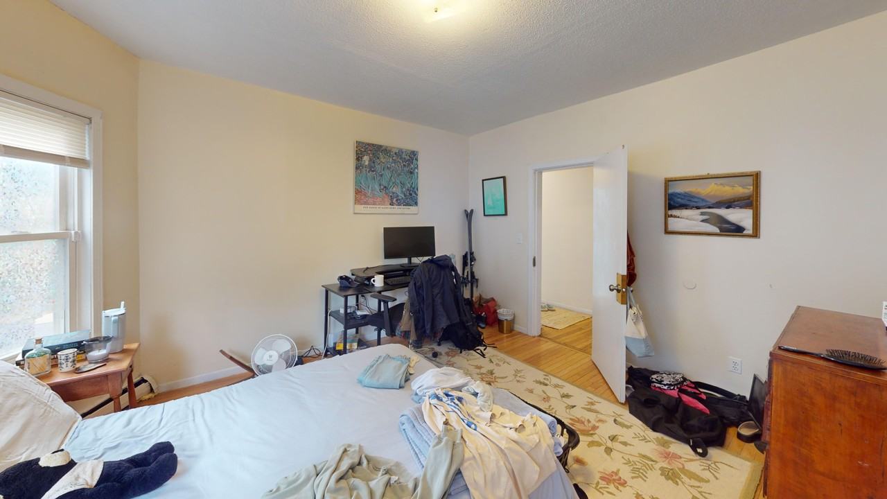 213 Parsons St - Photo 4 of 9