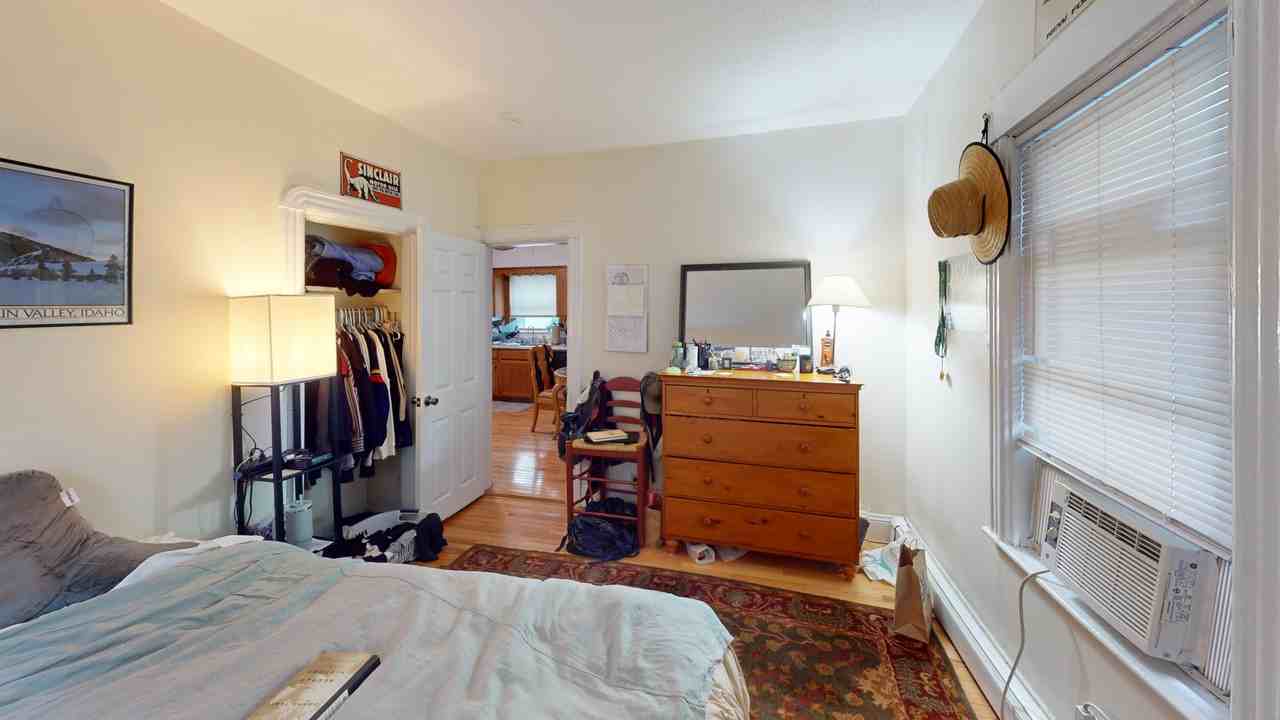 213 Parsons St - Photo 6 of 9