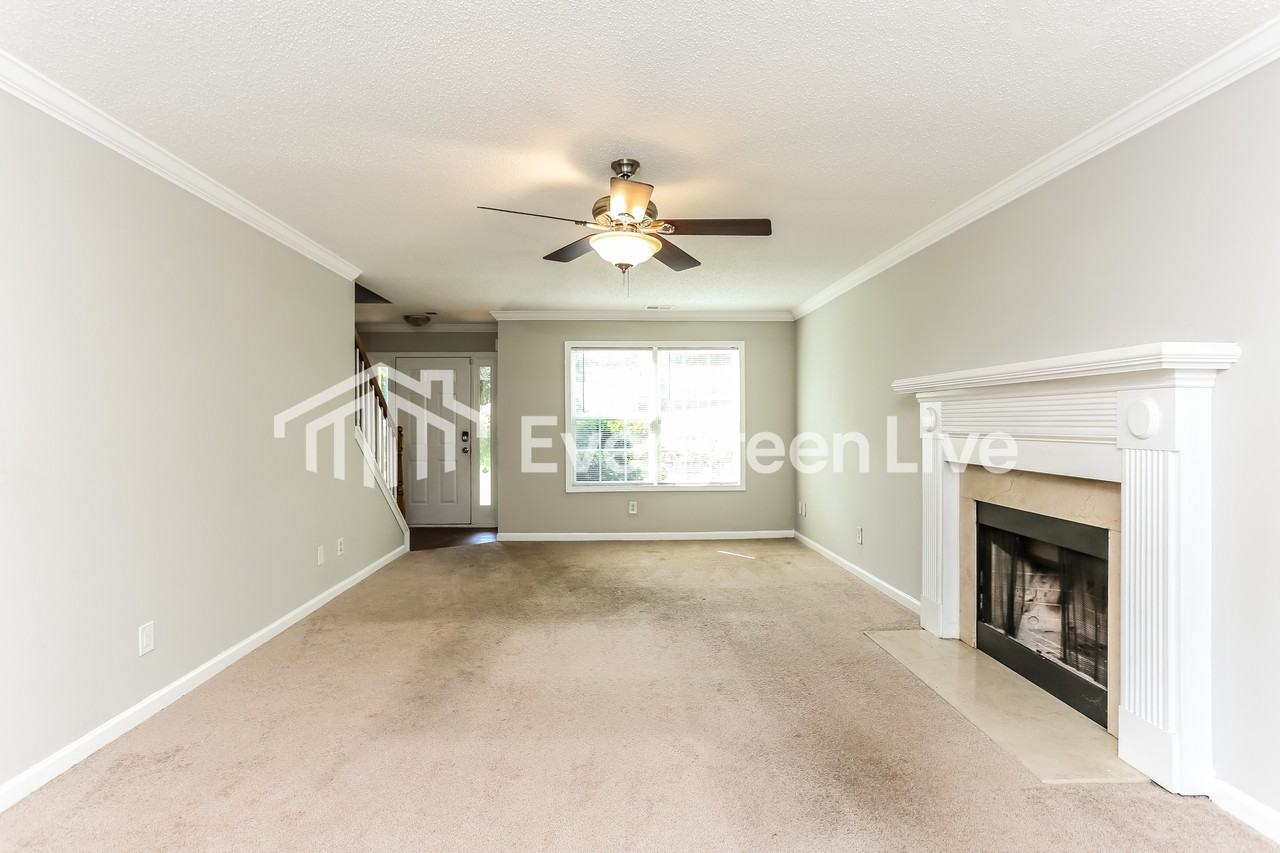 470 Gin Mill Dr - Photo 3 of 16