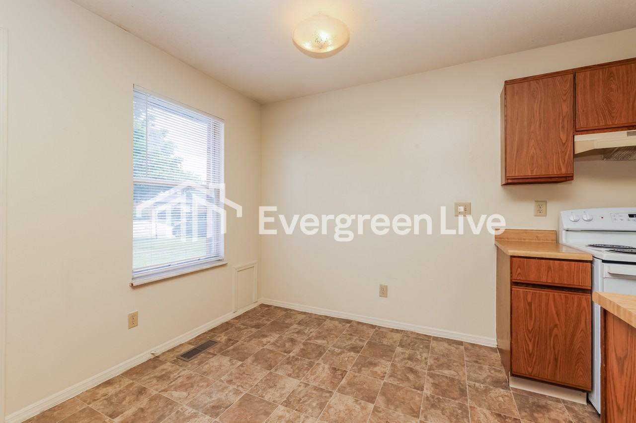 6377 Nightwind Ct - Photo 6 of 15