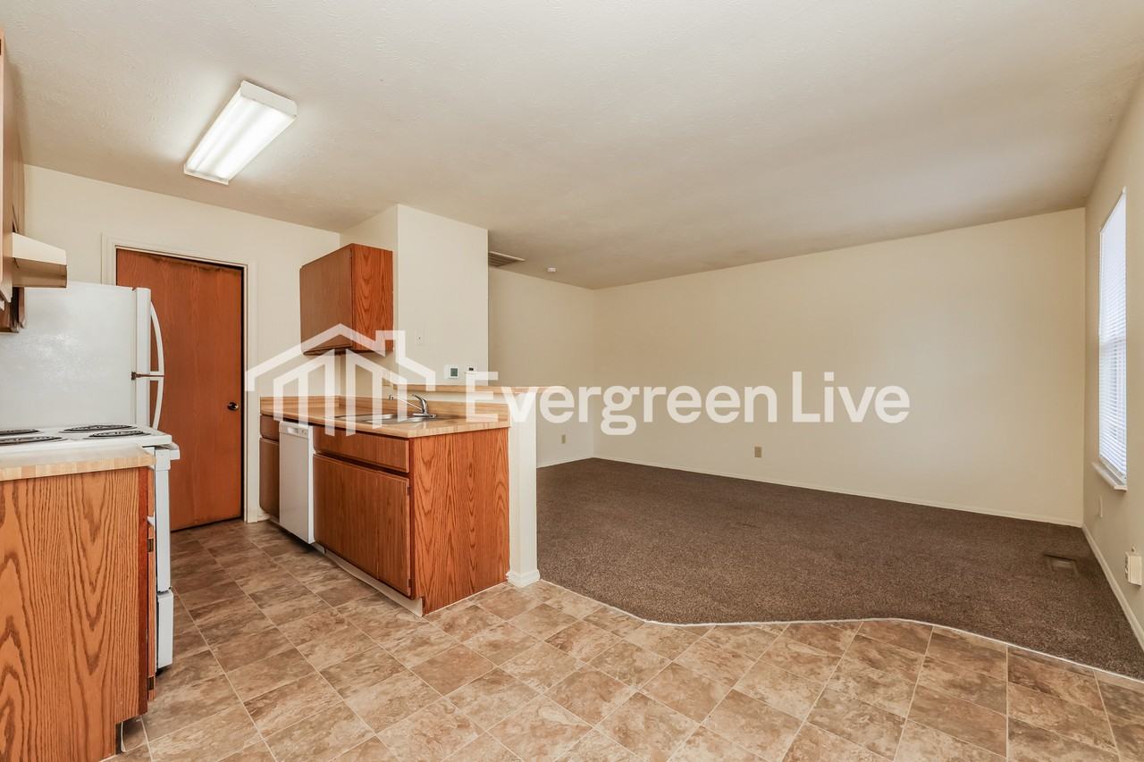6377 Nightwind Ct - Photo 7 of 15