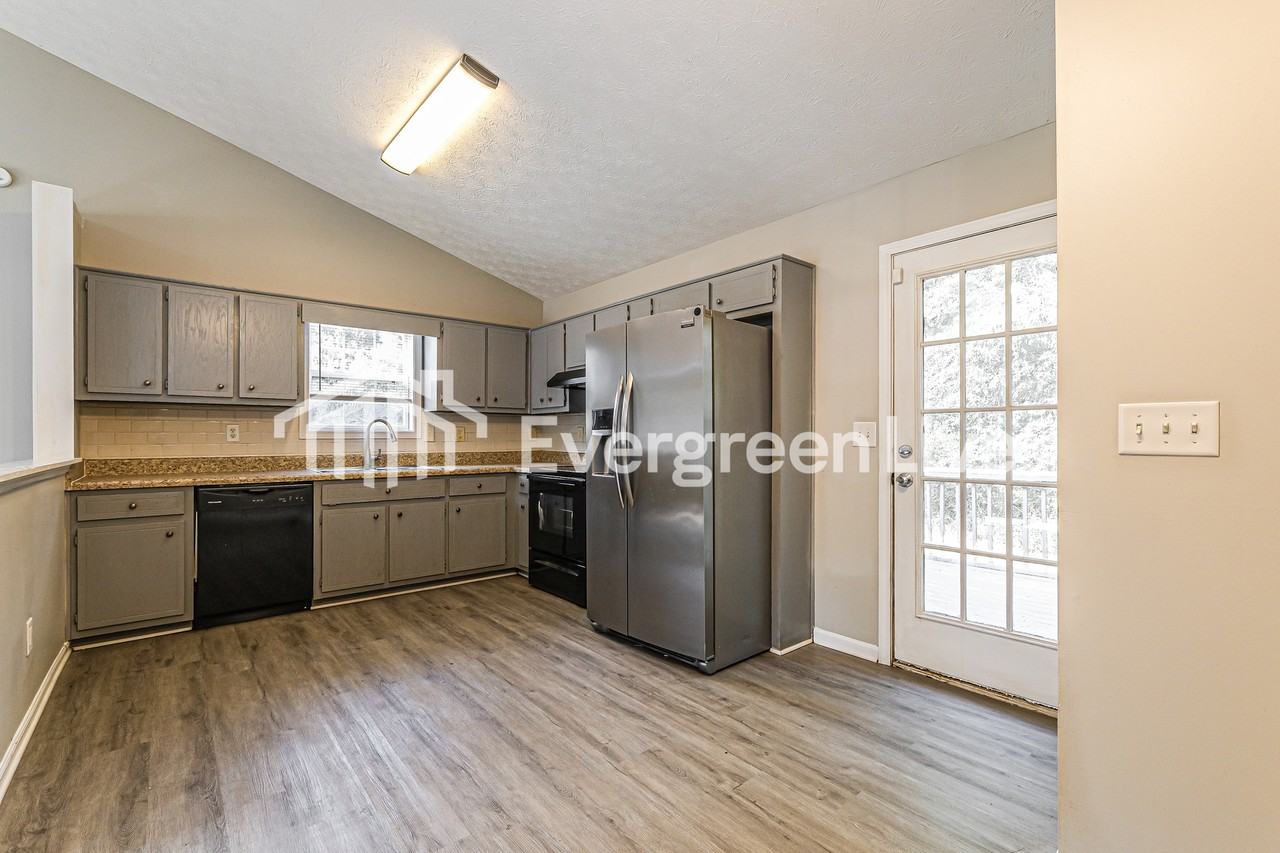 4523 Turning Leaf Dr - Photo 6 of 15