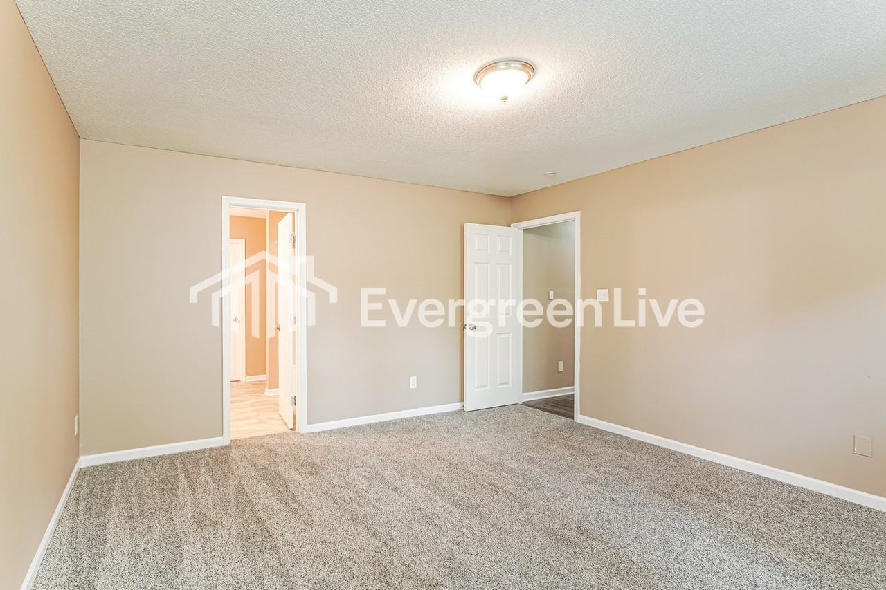 4237 Waylon Dr - Photo 7 of 15