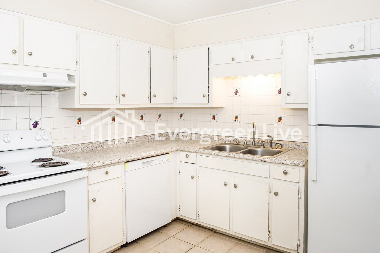 3412 Mimosa Ln Nw - Photo 4 of 15