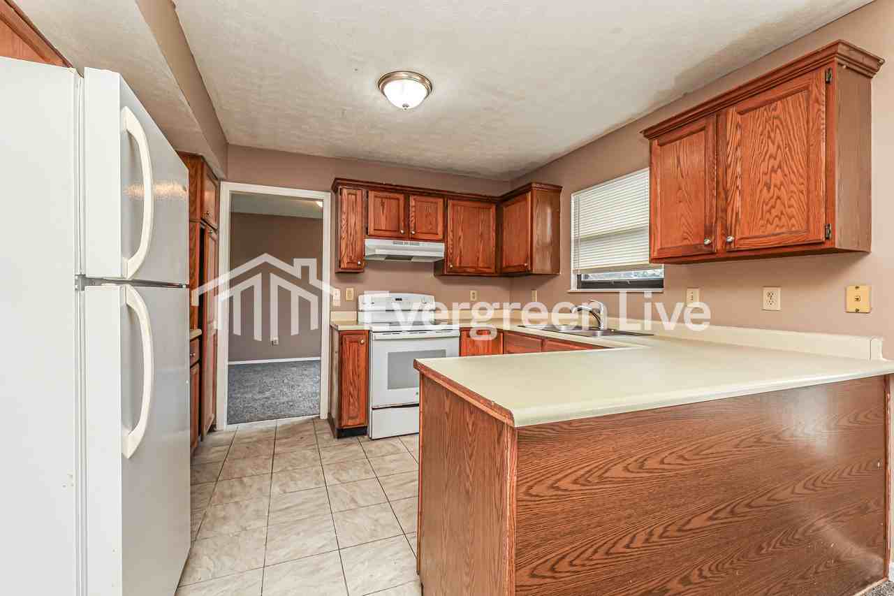 8979 Trowbridge Way - Photo 6 of 15