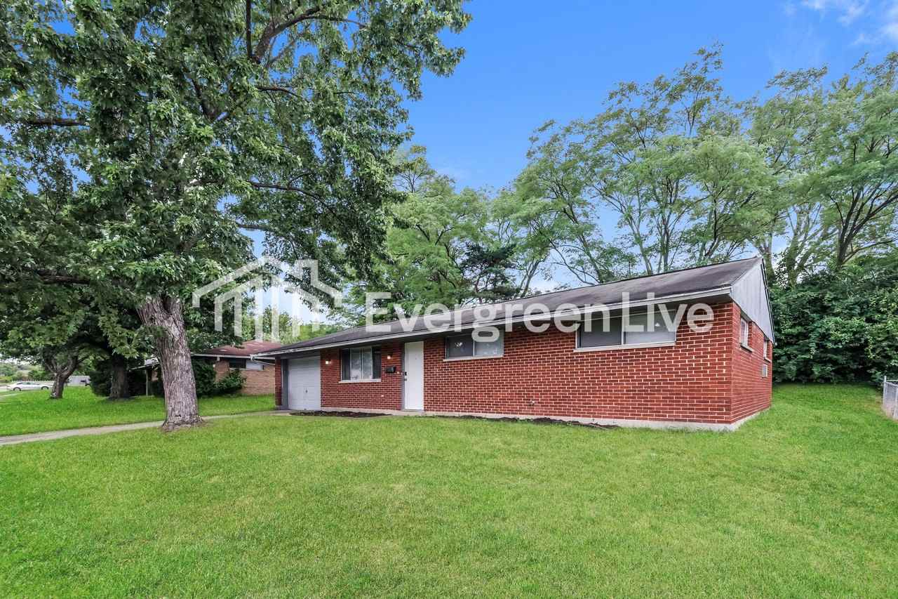 6854 Hubbard Dr - Photo 2 of 15