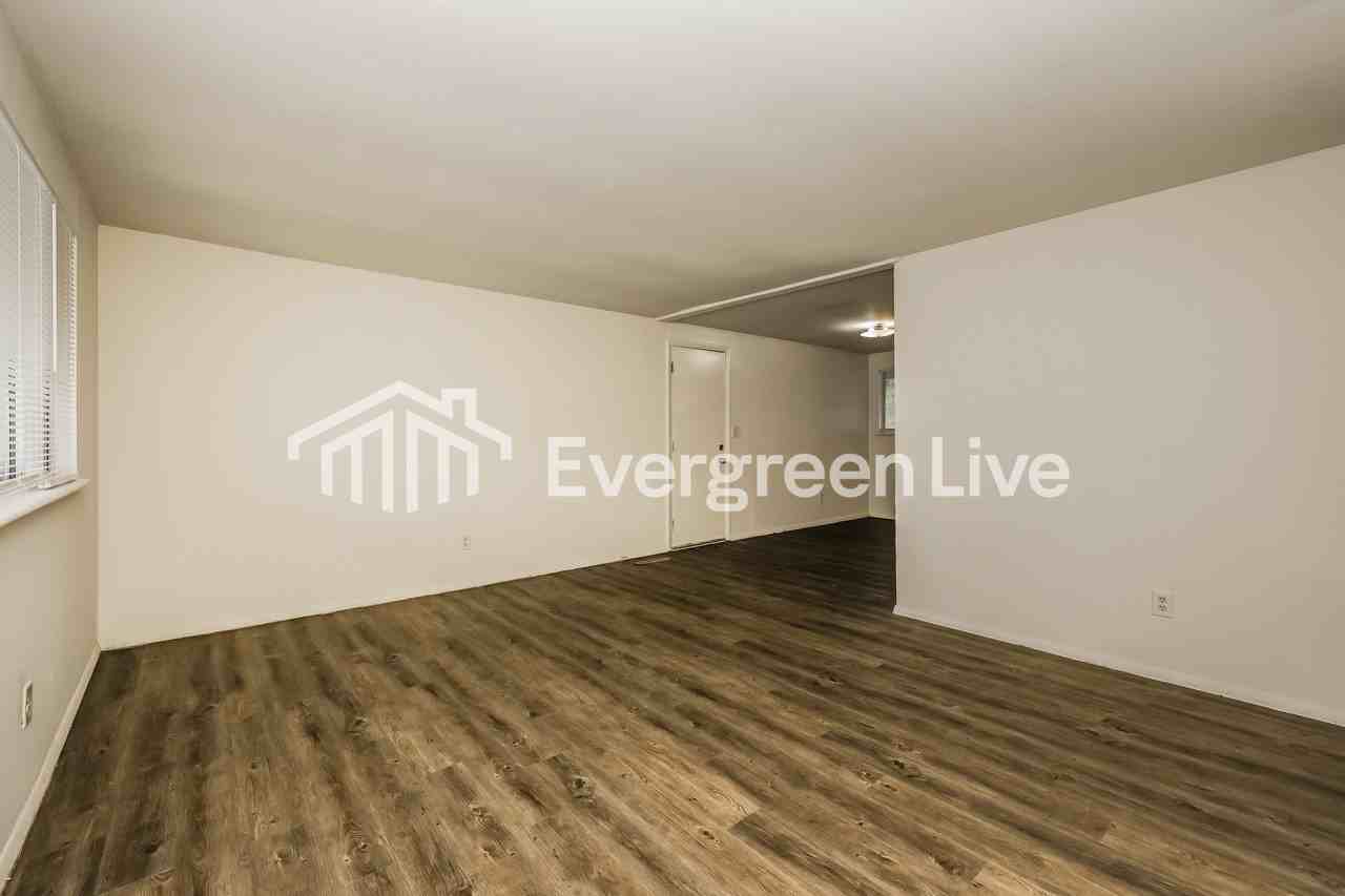 6854 Hubbard Dr - Photo 6 of 15