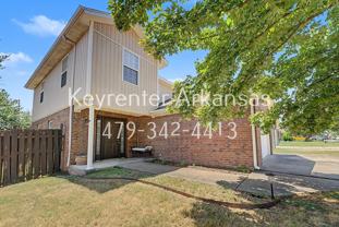 3705 Sw Hansom Loop - Photo 1 of 1