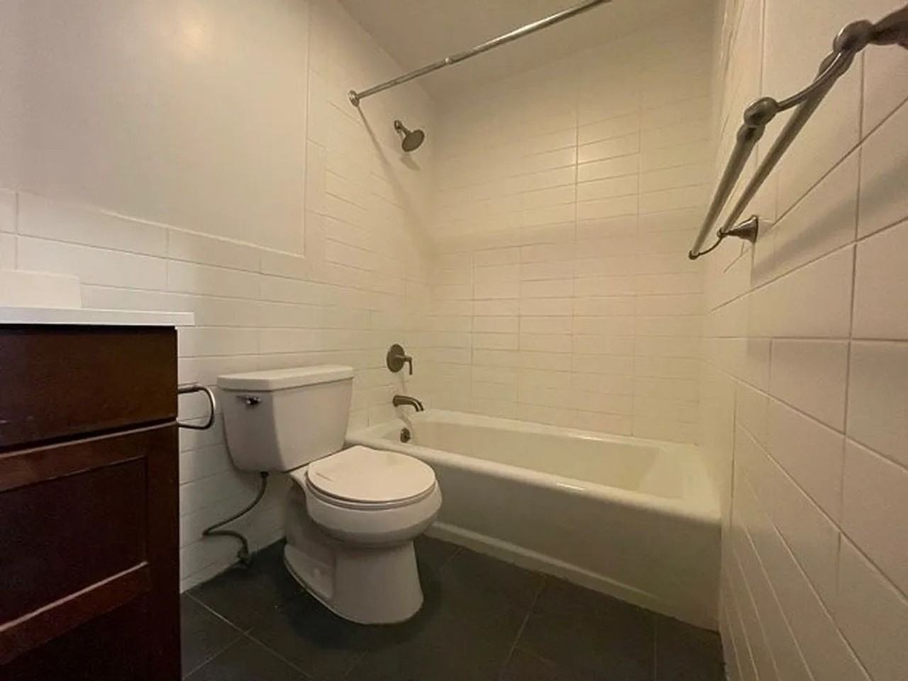 577 Warren LLC - Photo 6 of 15