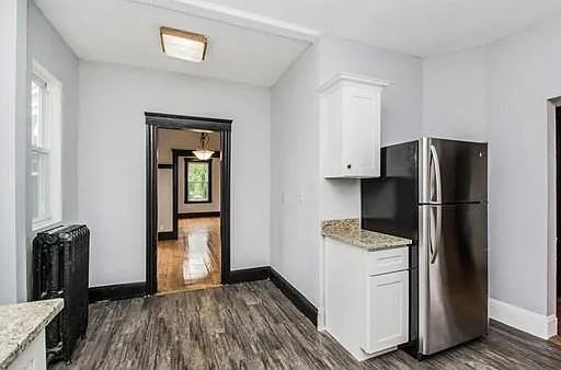 30 Harold St #2 - Photo 4 of 11