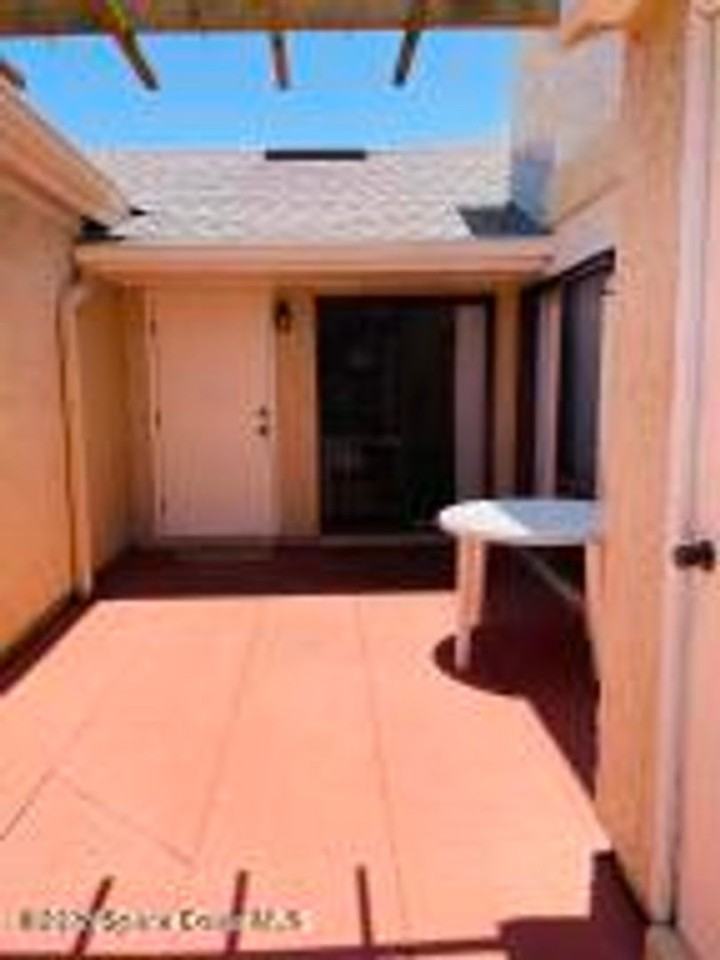 1011 Abada Ct Ne - Photo 2 of 20
