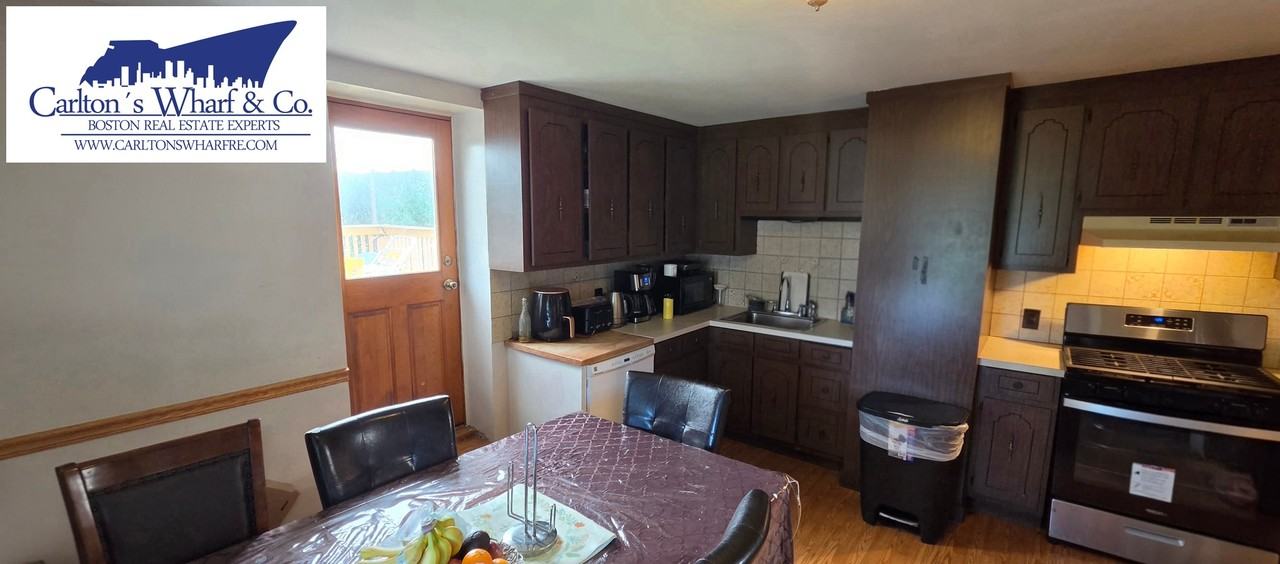 184 Gladstone St #3 - Photo 2 of 16