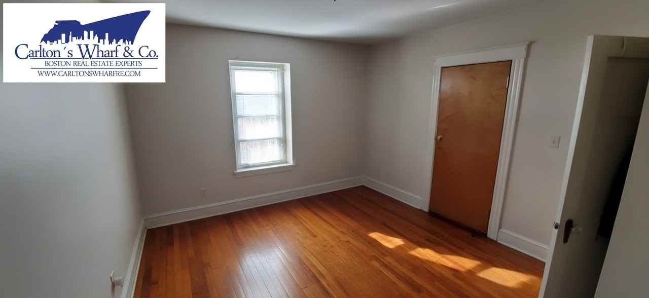 184 Gladstone St #3 - Photo 6 of 16