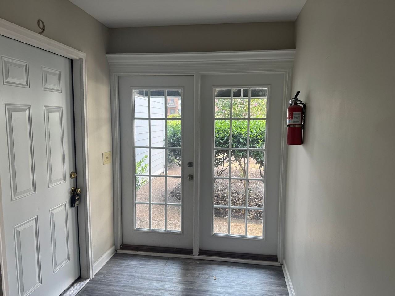 2135 Acklen Ave - Photo 4 of 22