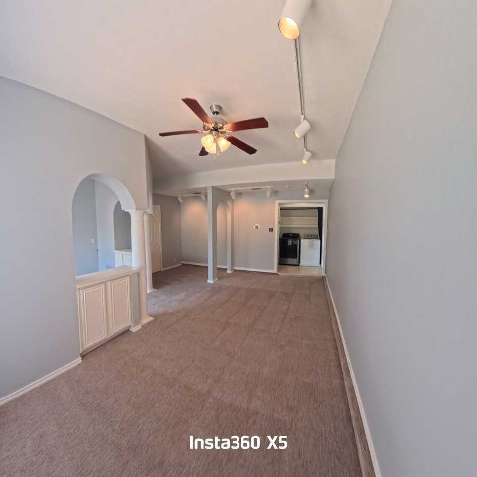 1209 Montclair Dr - Photo 5 of 28