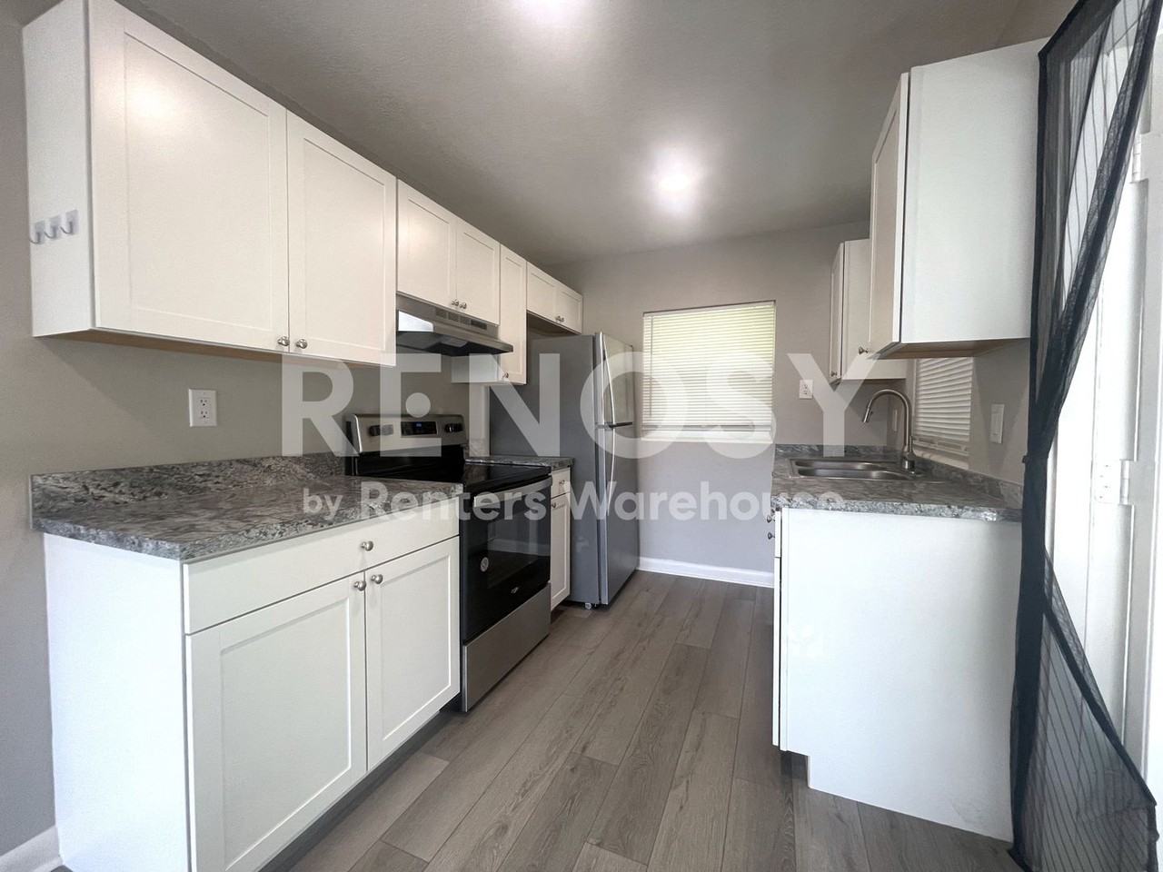 310 S Arcturas Ave - Photo 7 of 15