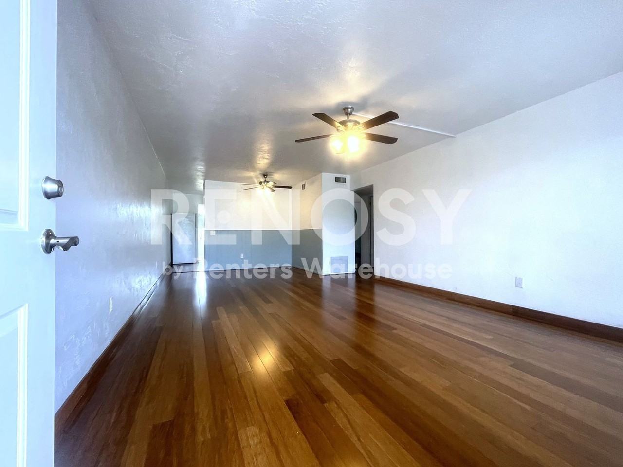 2433 Brazilia Dr - Photo 3 of 24