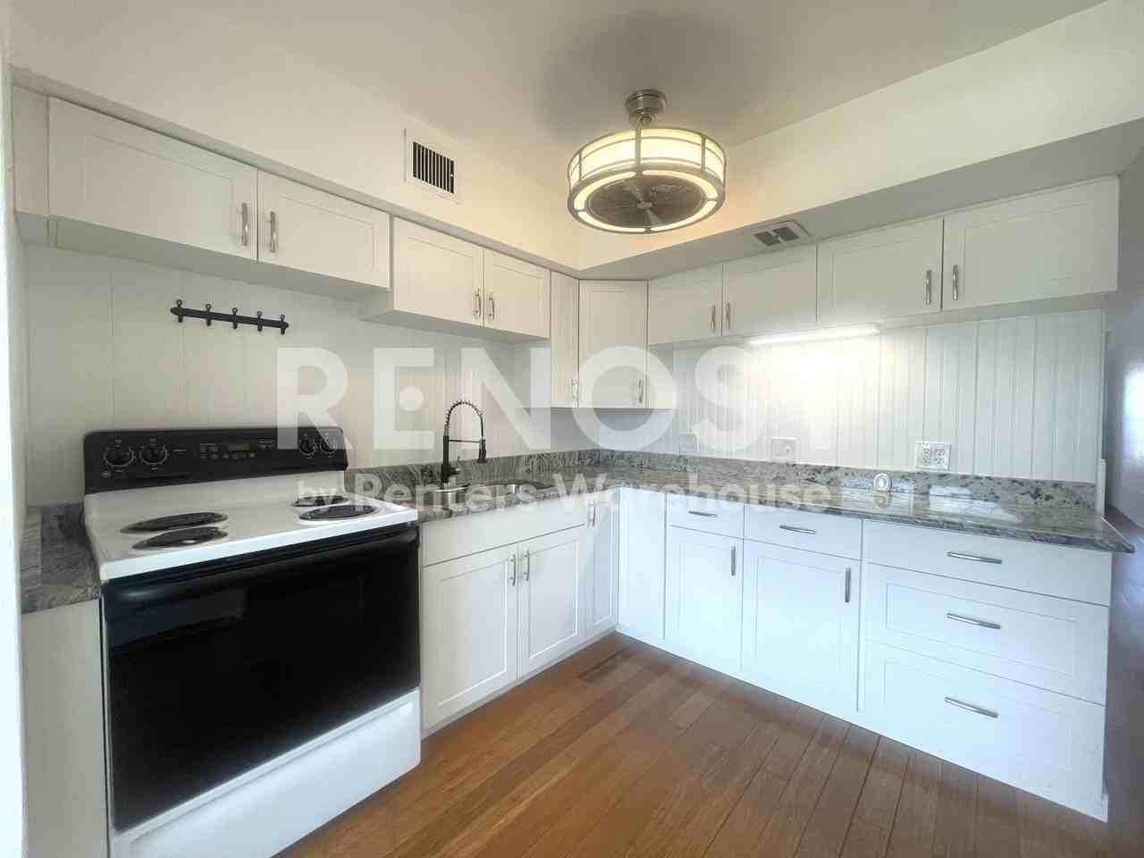 2433 Brazilia Dr - Photo 4 of 24